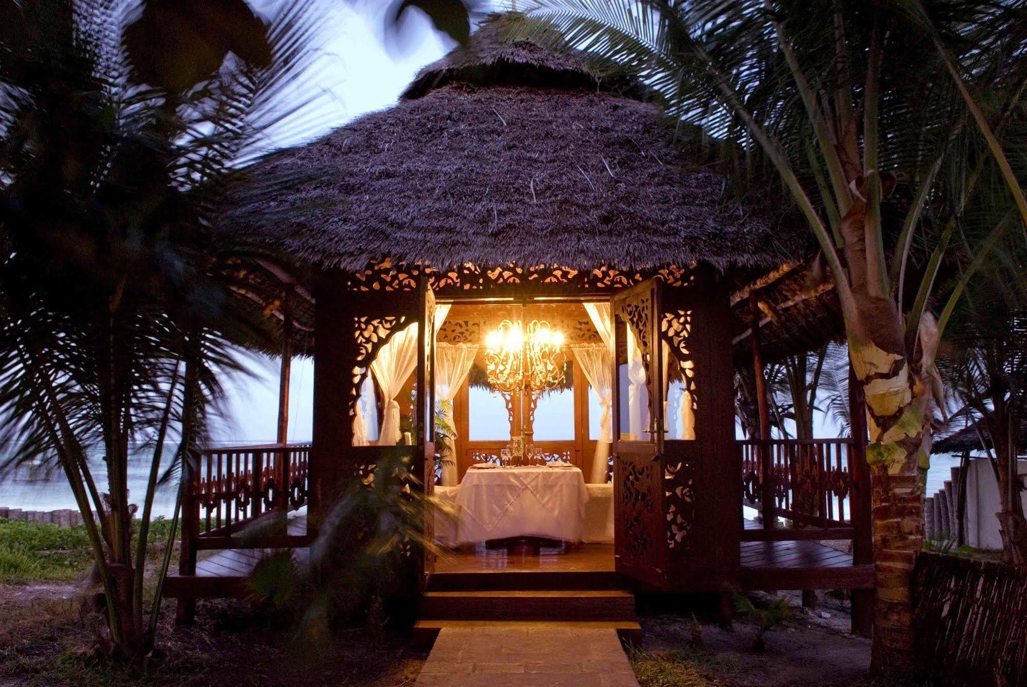 Breezes Beach Club And Spa Bwejuu Exteriér fotografie